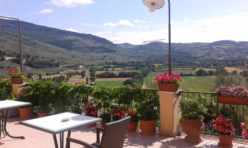 Albergo Il Cacciatore Spello Dış mekan fotoğraf