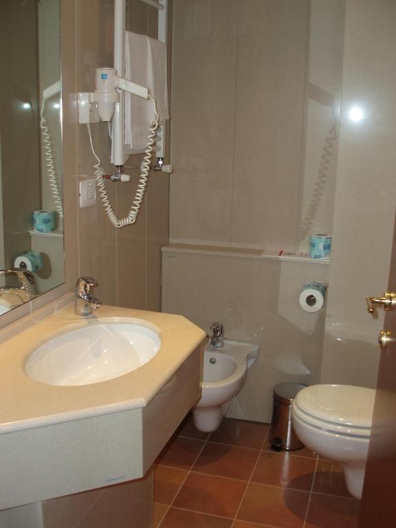 Albergo Il Cacciatore Spello Oda fotoğraf